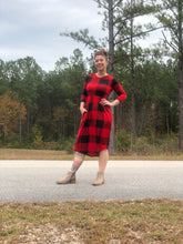 3/4 quarter sleeve past the knee midi black and red buffalo check plaid cinched and the small of your waist with pockets 